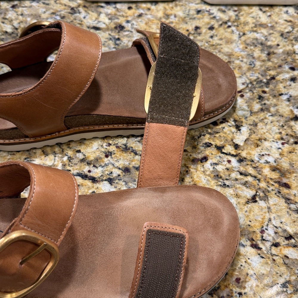 Taos Footwear Tan Leather Buckle Sandals On the Double - Picture 7 of 9